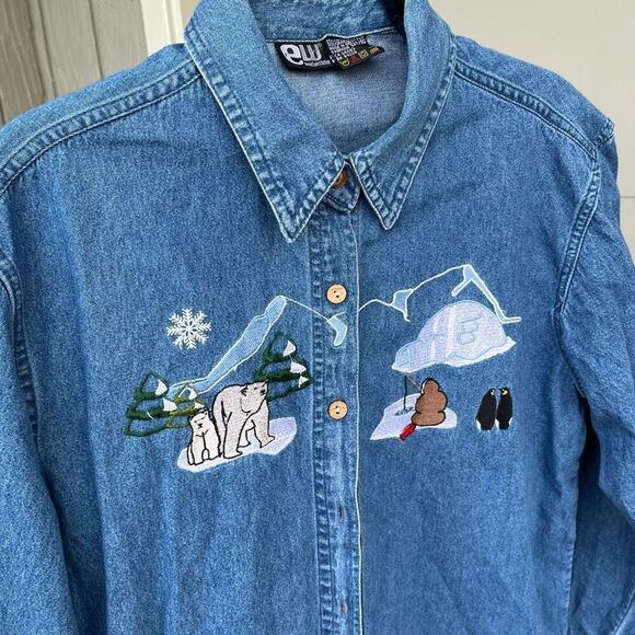 Vintage 90s Embroidered Denim Shirt L/XL Polar Bears, Penguins Winter Scene - Picture 1 of 6